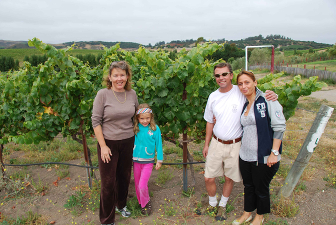 Here's our guests, the McPhillips family, and Monica (right)