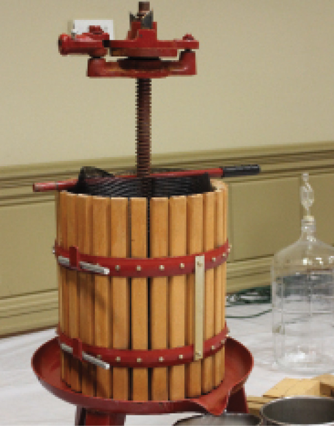 basket wine press